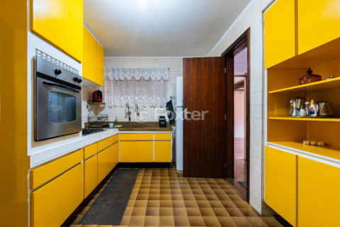 Image 38 - 1028768