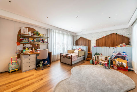Image 43 - 1028769