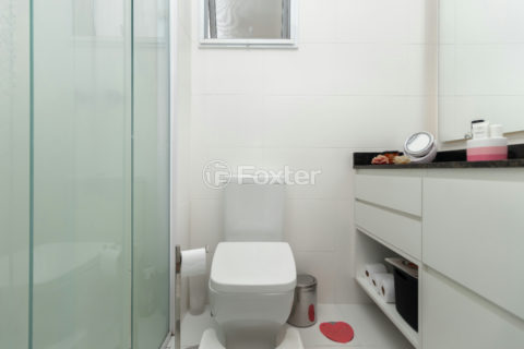 Image 10 - 1028774
