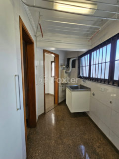 Image 30 - 1028775