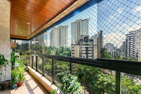 Image 6 - 1028780
