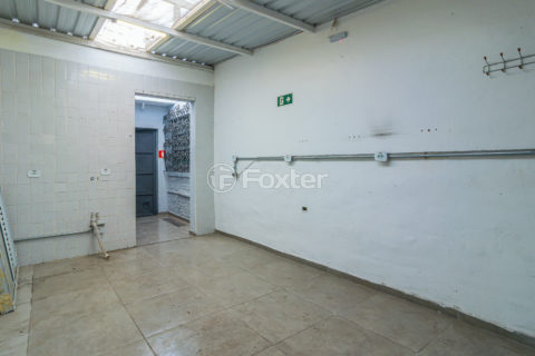 Image 33 - 1028781