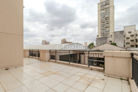 Image 35 - 1028786