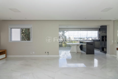 Image 3 - 1028791