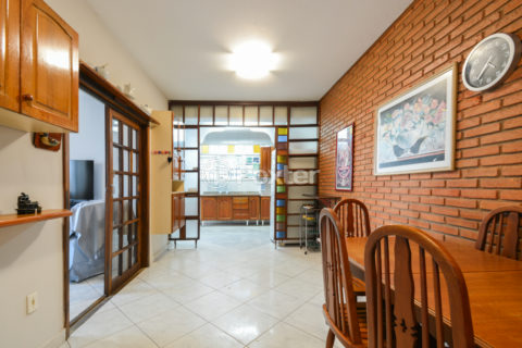Image 14 - 1028796