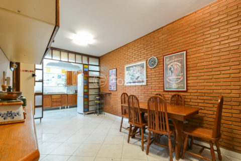 Image 12 - 1028796