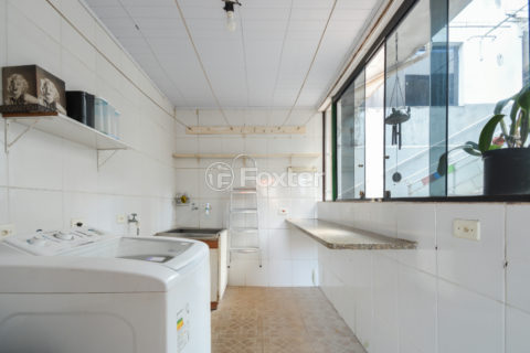 Image 25 - 1028796
