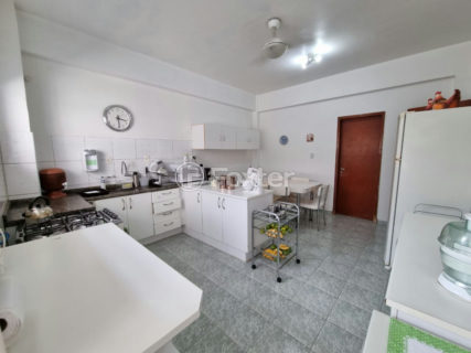 Image 32 - 1028800