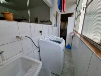 Image 33 - 1028800