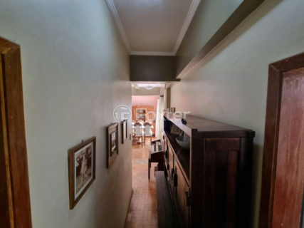 Image 11 - 1028800