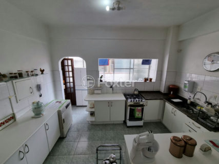 Image 34 - 1028800