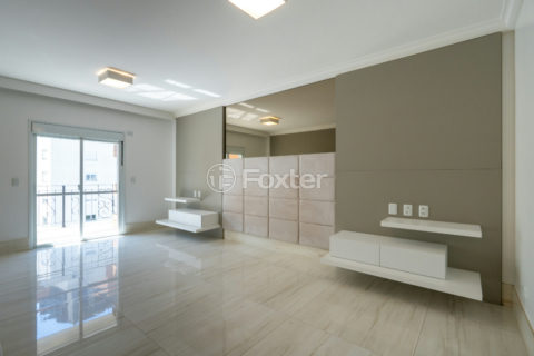 Image 37 - 1028802