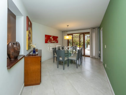 Image 11 - 1028804