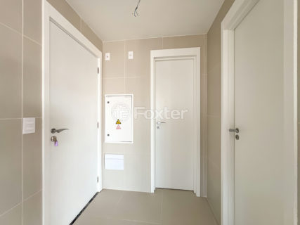 Image 38 - 1028807