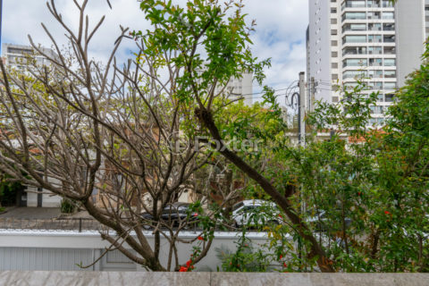 Image 48 - 1028810
