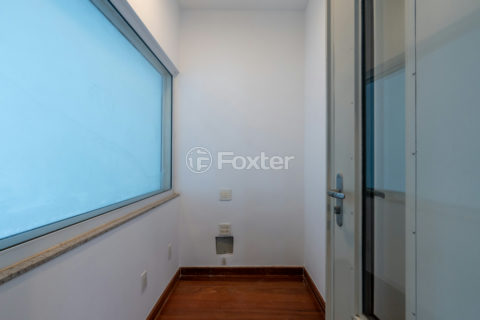 Image 26 - 1028810