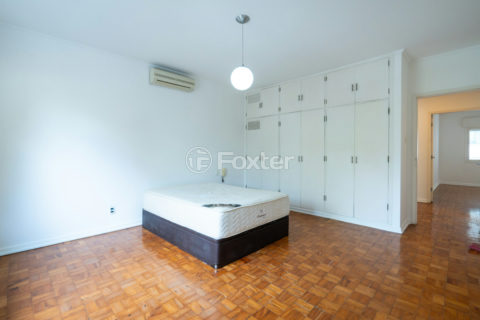 Image 30 - 1028810