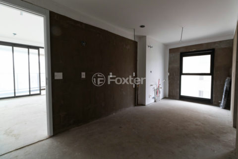 Image 5 - 1028817