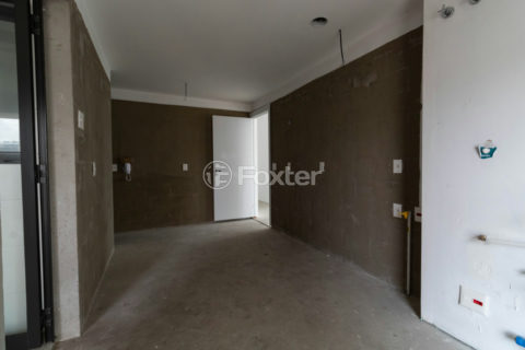 Image 11 - 1028817