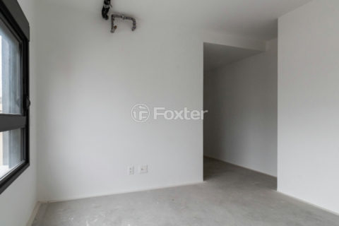 Image 22 - 1028817
