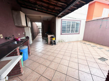 Image 8 - 1028830