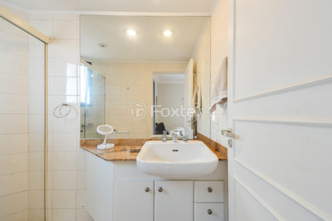 Image 30 - 1028836