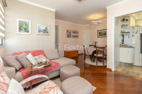 Image 8 - 1028839