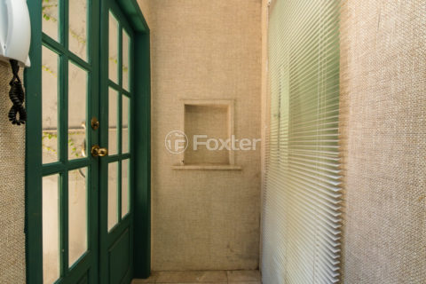 Image 8 - 1028844