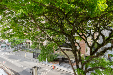 Image 8 - 1028850
