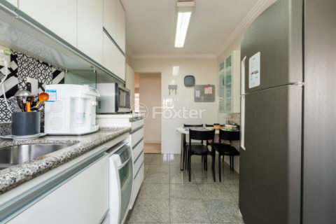Image 44 - 1028850