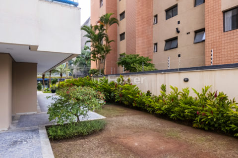 Image 61 - 1028850