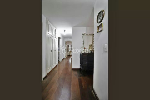 Image 34 - 1028852