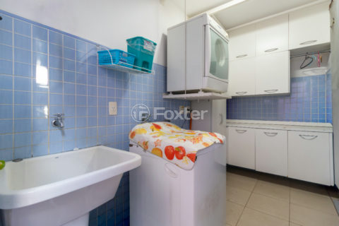 Image 39 - 1028855