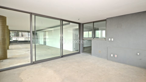 Image 7 - 1028861