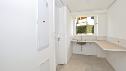 Image 38 - 1028861