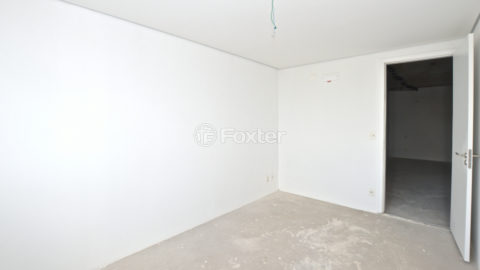 Image 33 - 1028861