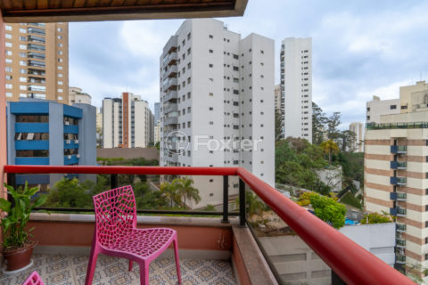 Image 17 - 1028864
