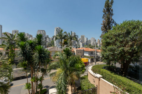 Image 13 - 1028871