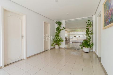 Image 31 - 1028872
