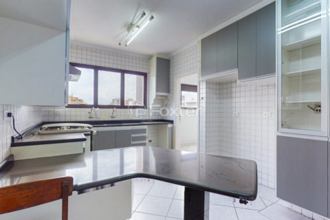 Image 34 - 1028876