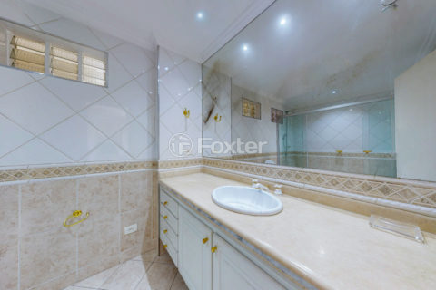 Image 66 - 1028876