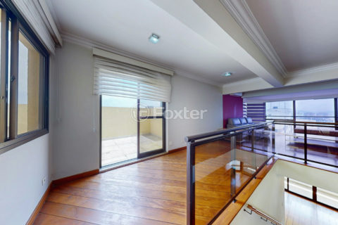 Image 32 - 1028876