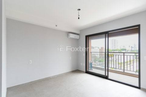 Image 10 - 1028877