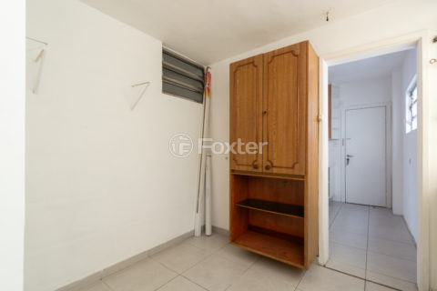 Image 21 - 1028878