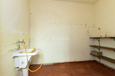 Image 34 - 1028879