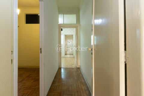 Image 8 - 1028879