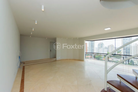 Image 7 - 1028884