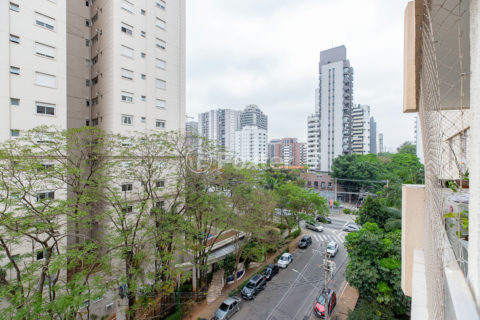 Image 9 - 1028889
