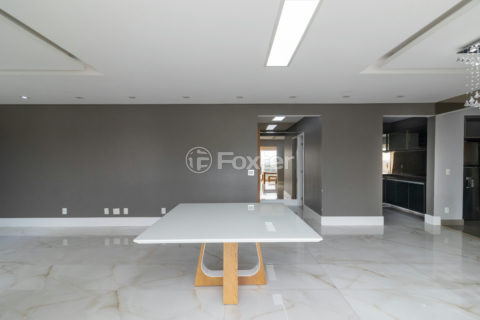 Image 25 - 1028894