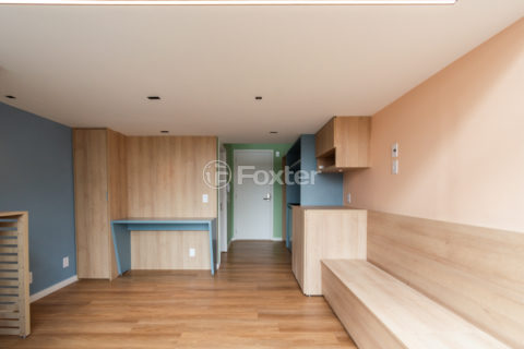 Image 14 - 1028900